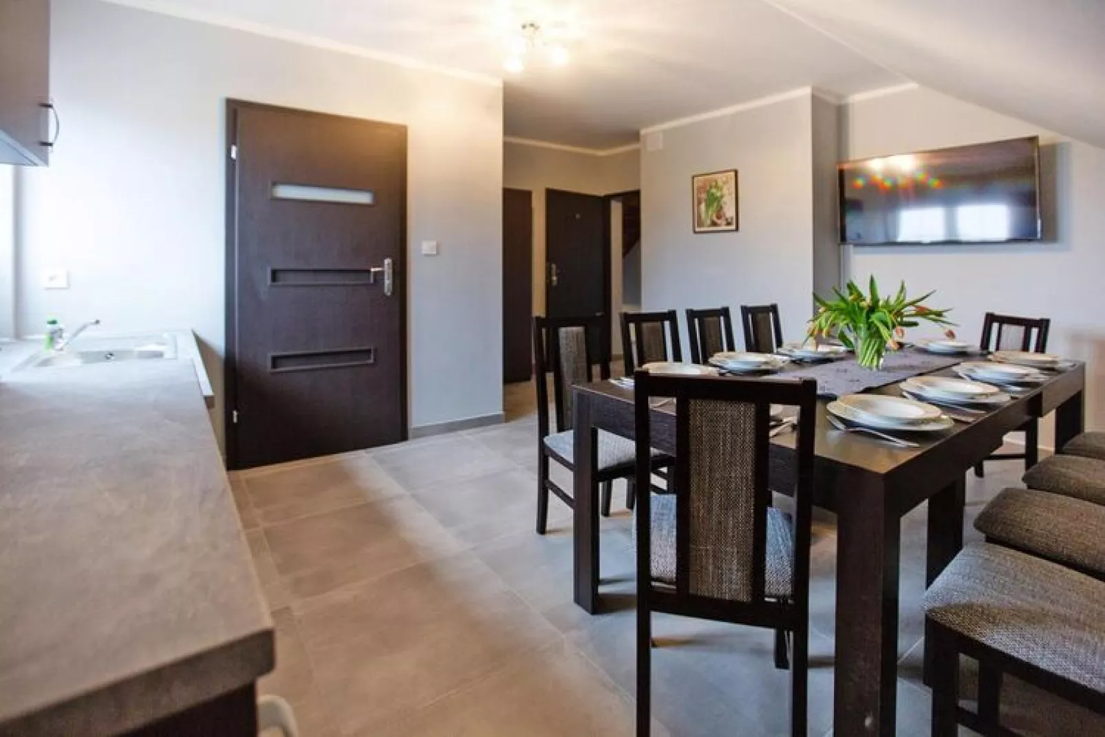 Apartament na piętrze 150 m2 Gąski-Eetkamer