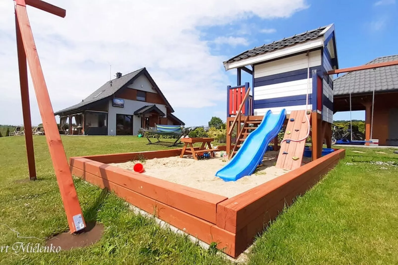 Resort Mielenko dom szeregowy dla 8 os-Tuinen zomer