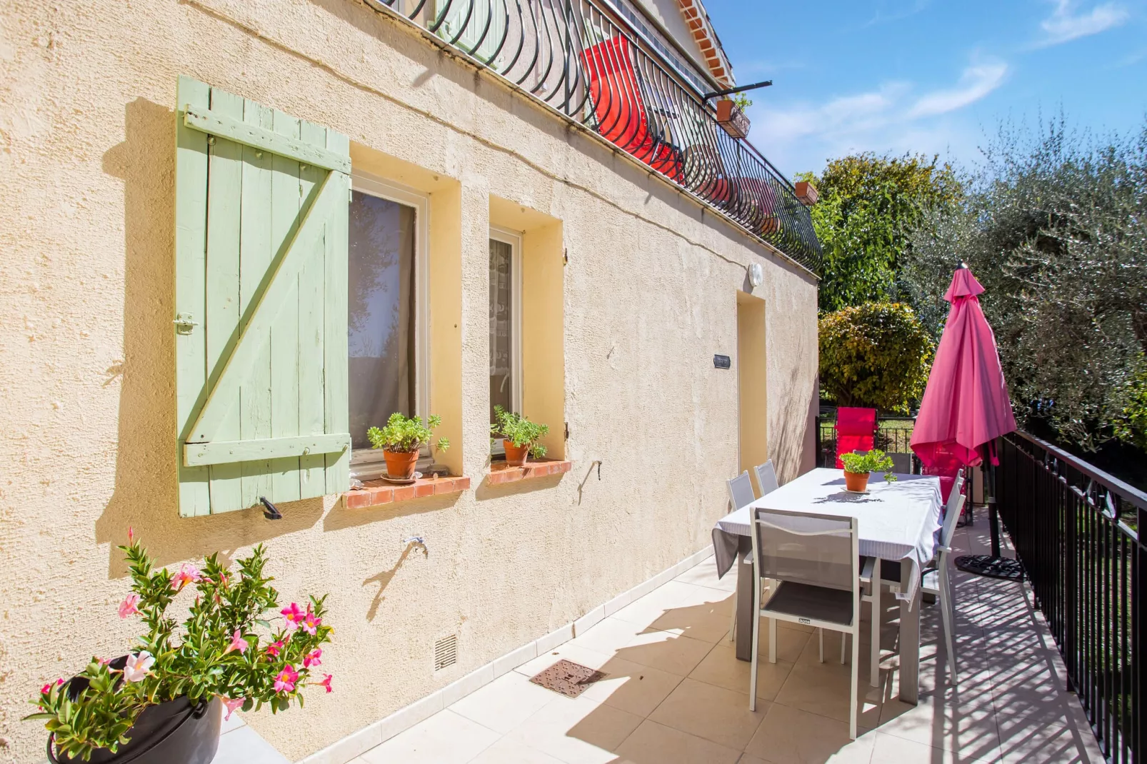 Berre les Alpes-Terrasbalkon