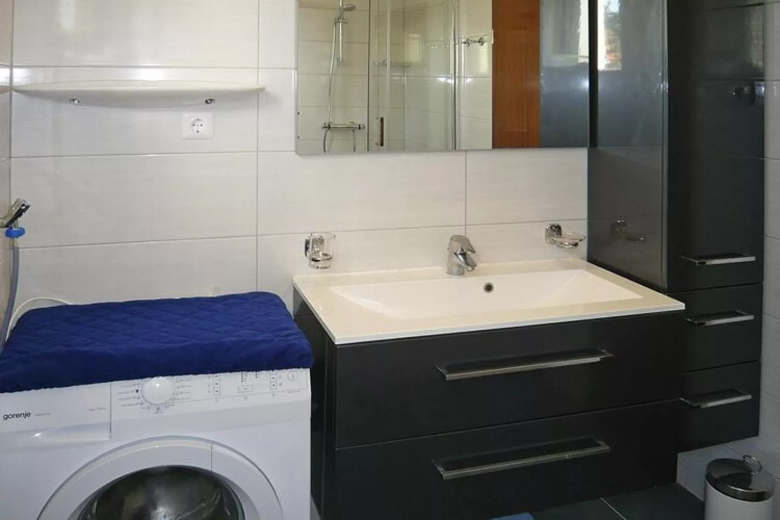 Apartments Adelheid Biograd-Typ A4 LUX ca 58 qm für 3-4 Pers-Badkamer