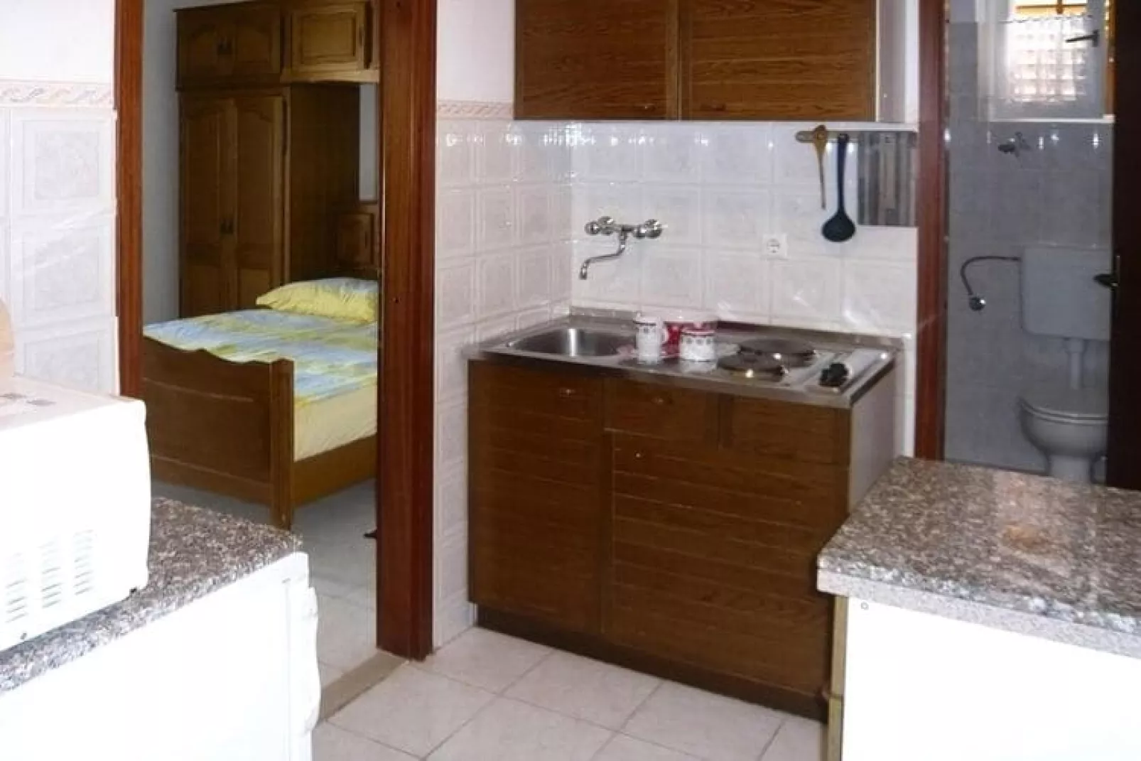 Apartments Adelheid Biograd-Studio A3 Bungalow ca 32 qm für 3 Pers-Keuken