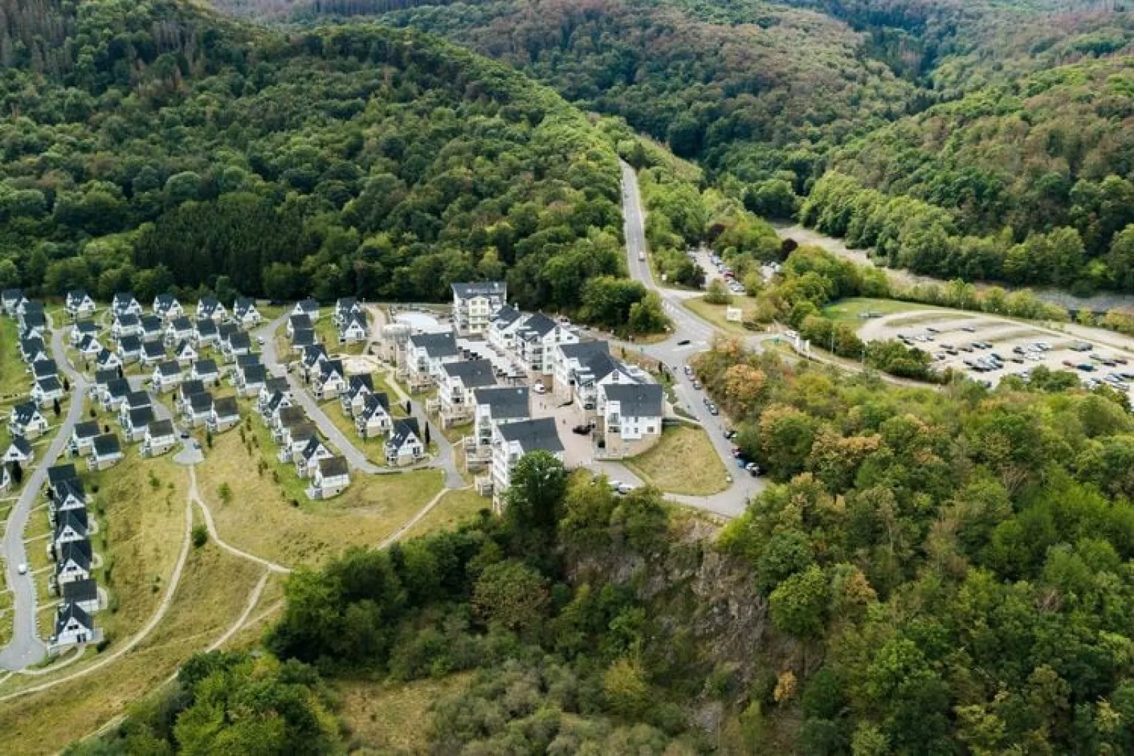 Villa Edersee Luxe, Eifeler Tor-Tuinen zomer