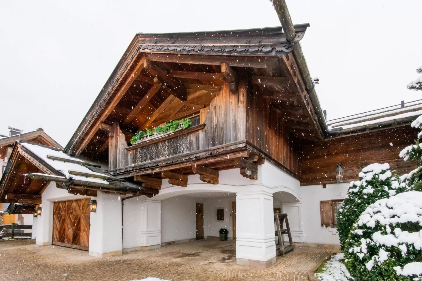 Luxury-Chalet in St Johann in Tirol-Exterieur winter