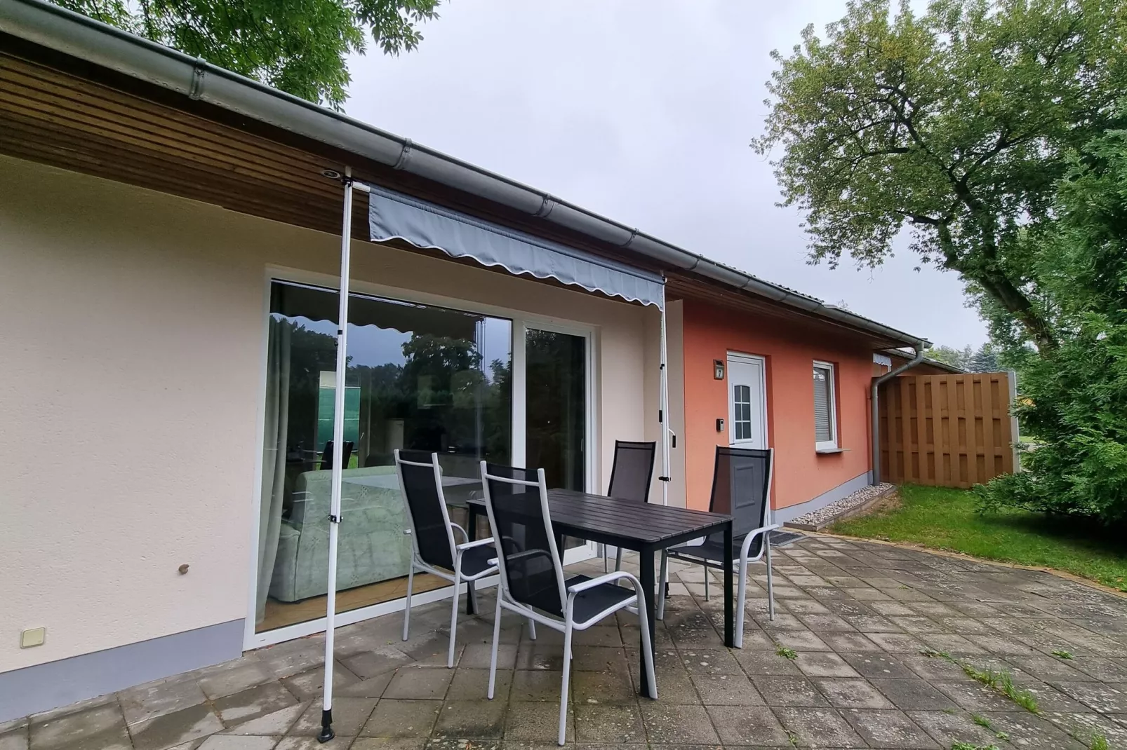 Reihenbungalow Nr 6 1-2 Personen-Terrasbalkon