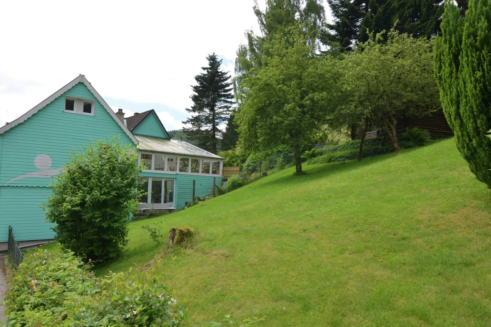 Chalet am Bergflüsschen-Buitenkant zomer