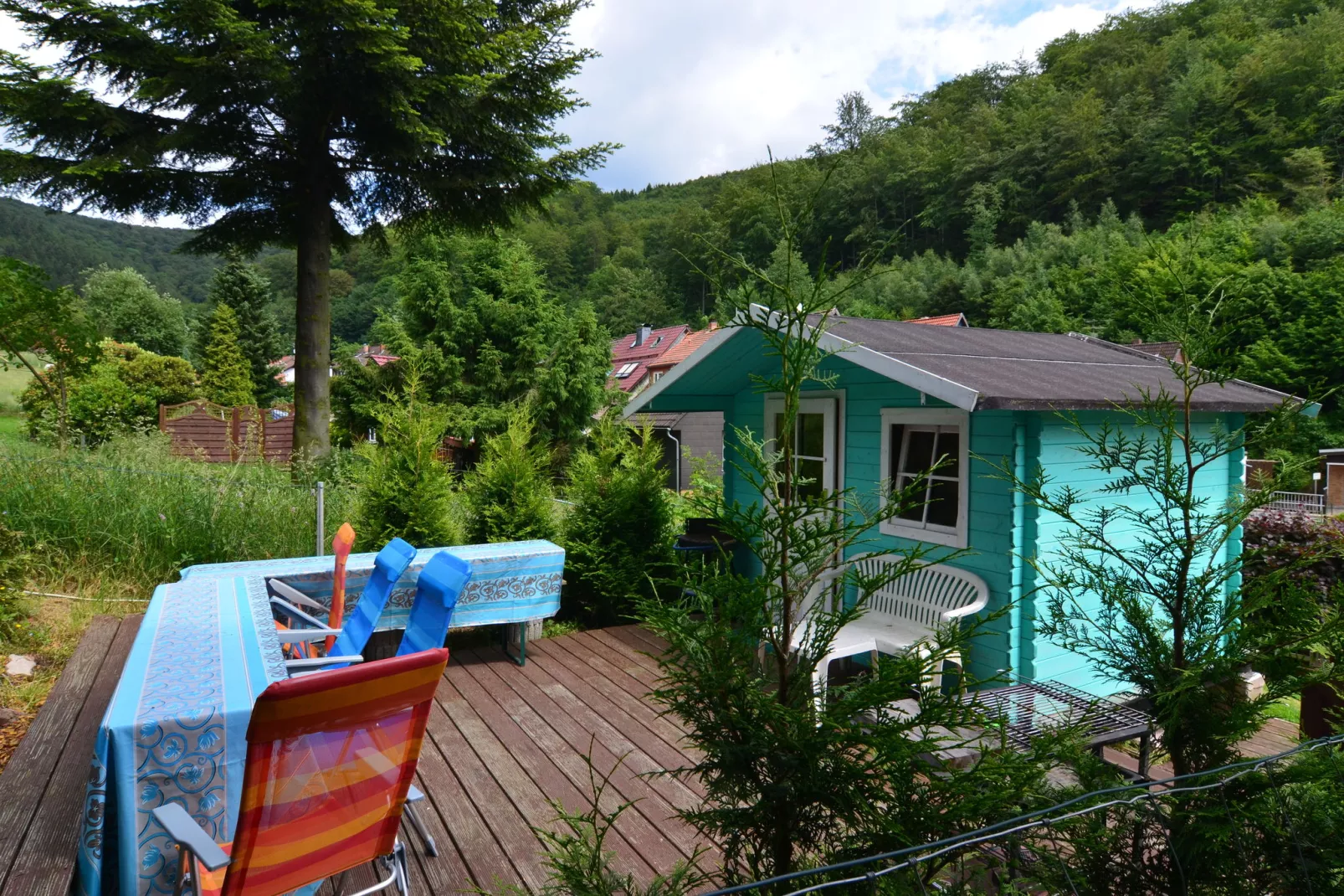 Chalet am Bergflüsschen-Tuinen zomer