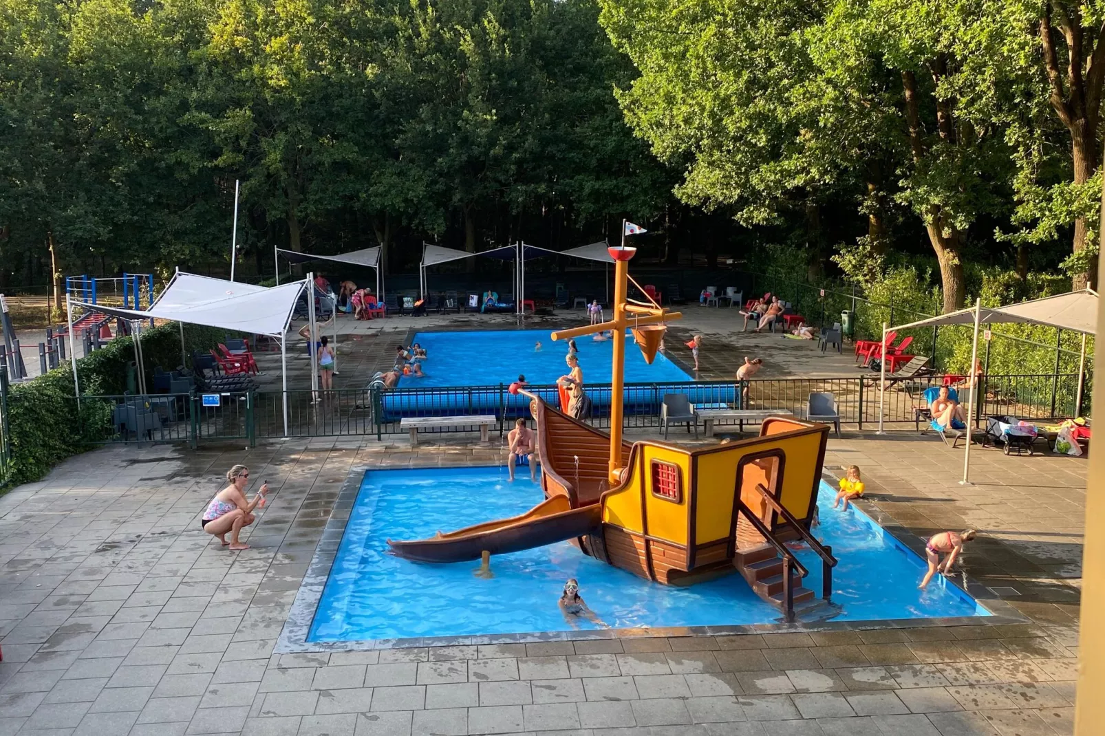 Recreatiepark Duinhoeve 15-Parkfaciliteiten