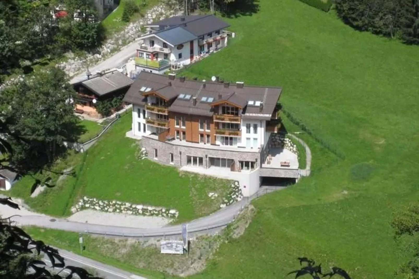 Residenz Glemmerblick-Buitenkant zomer