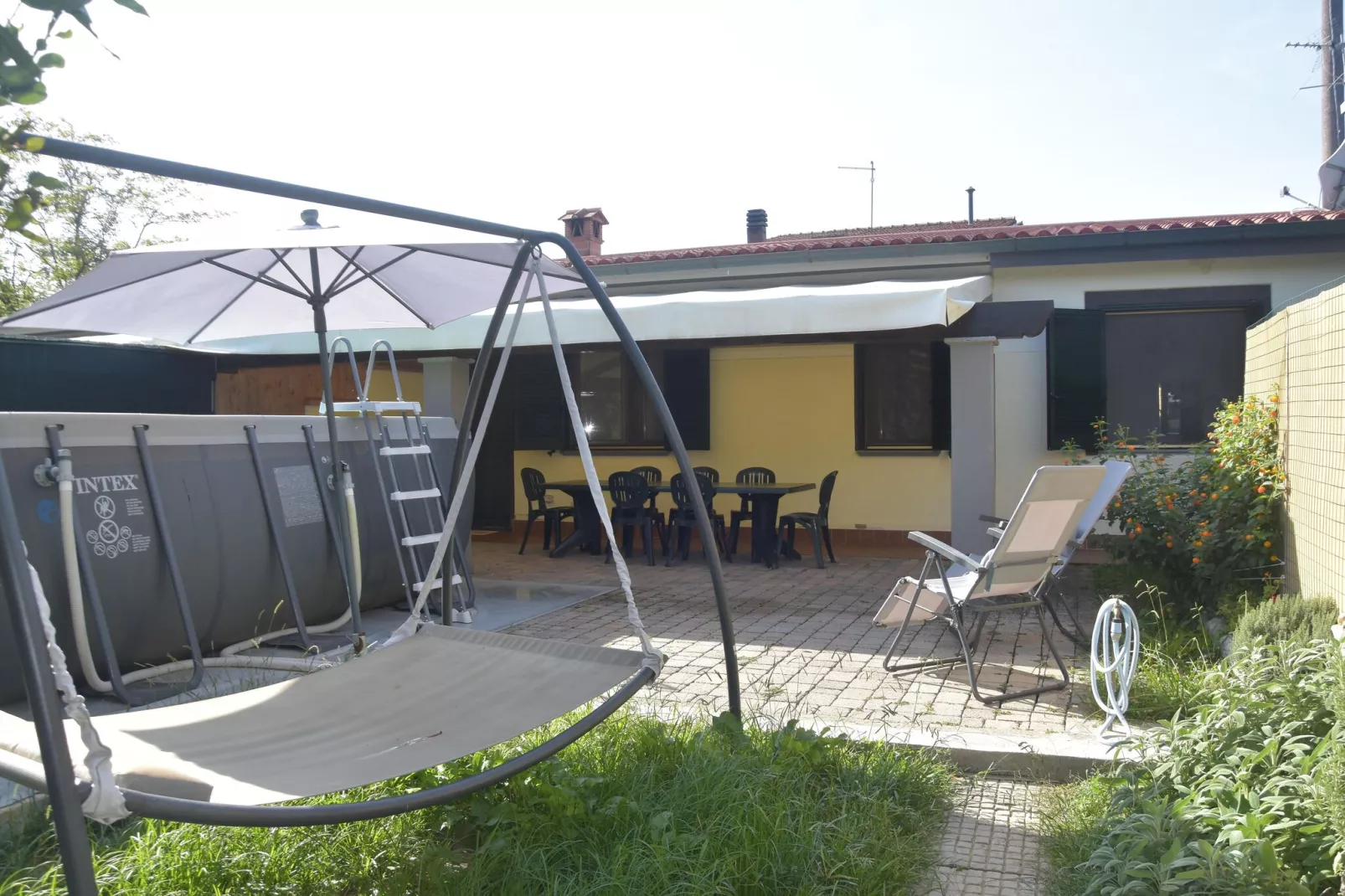 Holiday Home Casa Luca  Capezzano Pianore-Tuinen zomer